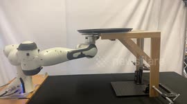 Engineers unveil robot with real-time object control