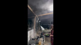 Chef makes major fail while trying to cook morning glory in a wok