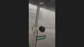 Heavy rain and strong winds captured in Rio Grande do Sul