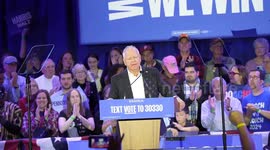 US: Governor Tim Walz campaign stop at Scranton 4