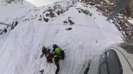 Spain: Dramatic Rescue of Injured 44-Year-Old Mountaineer in Snowy Fall at Collado Garmo Negro