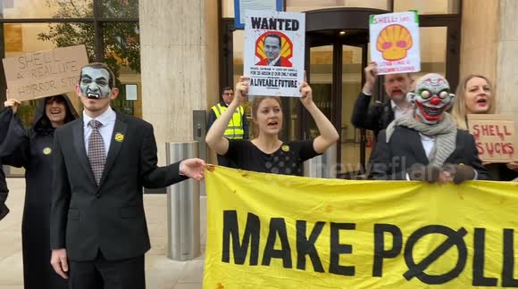 “Shell sucks!” Climate activists stage Halloween-themed protest outside Shell HQ in London