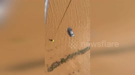 Spain: Emergency Helicopter Teams Conduct Vehicle Inspections and Rescues Amid Torrential Rain in Northern Castellón