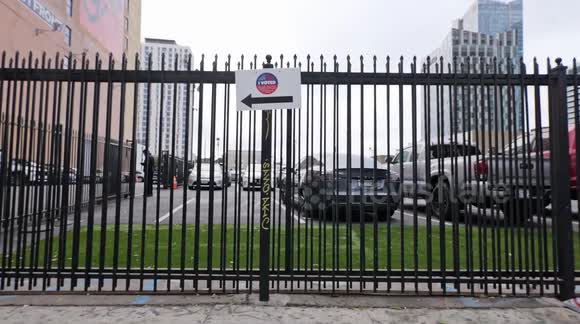 Hundreds more voting centers open in Los Angeles County, United States