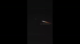 Shenzhou-18 return capsule blazes across night sky