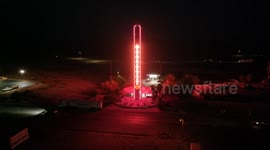 US: The World's Tallest Thermometer