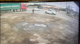 Truck overturns on M-8 highway in Yaroslavl Region