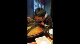 Chinese diner does mesmerising eyebrow dance