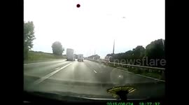 Dashcam - Car versus Artic.