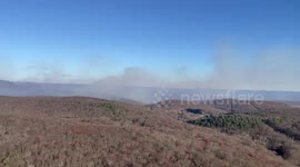 US: Jennings Creek Wildfire Contained at 20% as First Responders Fight to Keep Flames in Check