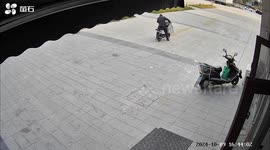 Motorbikes, vans, and cars struggle with 'invisible step' providing dramatic entertainment for locals in China