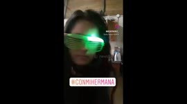 Soy yo en distintos lugares es como un boomerang espero que le guste es de hace unos 7 años o 8 no recuerdo