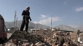 Afghans struggle to brace themselves for winter chill amid weak economy