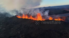 Volcanic eruption captured in Iceland’s Peninsula region