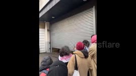 UK: Supporters cheer on Palestine Action's political prisoners as they're taken away on remand