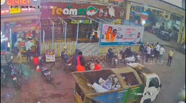 Tragedy in Ahilyanagar: Drunk Driver's SUV Kills One, Injures Four