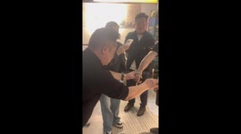 Chinese man breaks chopstick with banknote