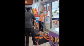 Altercation at gas station in Kelowna, Canada, over alleged candy theft