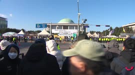 Majority of S. Korea's ruling party lawmakers boycott vote on Yoon's impeachment motion