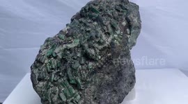Giant 69kg emerald goes on sale for GBP 130 million