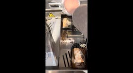 Chinese student tests bread slicer with uneven results in Germany