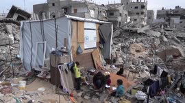 Gaza Strip: Winter cold piles misery on displaced Palestinians in war-torn Gaza