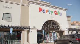 US, Los Angeles: Santa Clarita All Party City Stores To Close After 40 Years