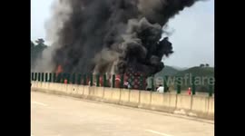 Bus fire kills 30 in central China