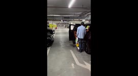 AITO model car automatically parks itself in Jiangsu, China