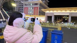 Cold weather, clever solutions: Sausage as a smartphone stylus in China