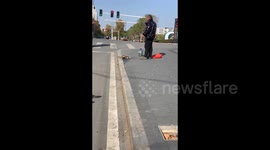China: Old Man’s Turtle Pet