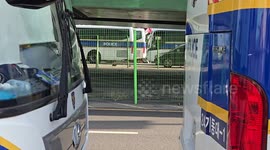 S. Korean investigators leave presidential residence after failing to arrest Yoon