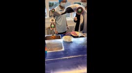Robot serves meals autonomously at Beijing Institute of Technology in China