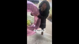 Exclusive- Kansas City mom’s glitter tube antics before snowstorm