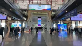 Counters launched at Beijing airports to provide one-stop services for foreign visitors