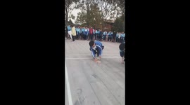Chinese students play 