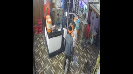 Akola Bar Owner Narrowly Escapes Fiery Attack by Drunken Customer