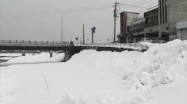 Japan: Heavy snow hits regions along Sea of Japan coast