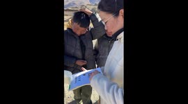 Children in quake-hit Xizang showcase their paintings