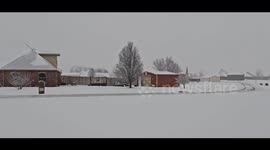 US: Winter Storm Hits Southern States Prompting School Closures, Flight Disruptions 3