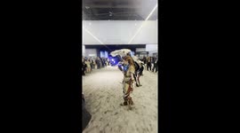 Amusing demonstration of a stunning dinosaur robot at CES 2025