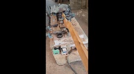 Wood-shaving machine creates smooth cylinders in China