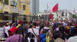Peru: Hope for change reigns among Venezuelans gathered in Lima in support of Gonzalez