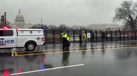Police inform Trump supporters in line for rally that Capital One Arena is full