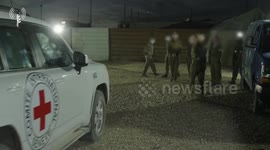 Israel: The moment the three released hostages were transferred to the IDF from the Red Cross
