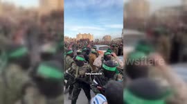 Gaza: Qassam Brigades Transfer Three Israeli Female Prisoners to Red Cross in Gaza City