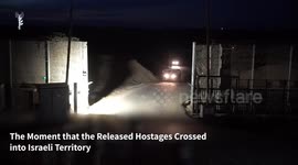 Israel: The moment that the released hostages crossed into Israeli territory