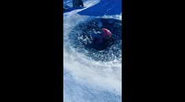 Ice pit challenge in Jilin: A hilarious test of endurance for a southern visitor