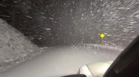 US, Los Angeles: Wrightwood Mountain High Ski Resort Gets Snow