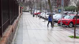 Spain: Parks in Toledo are closed due to strong winds